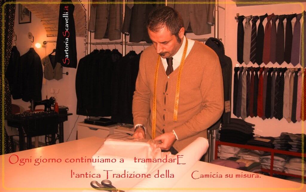 Ogni giorno continuiamo a tramandare l'antica tradizione della Camicia su misura
